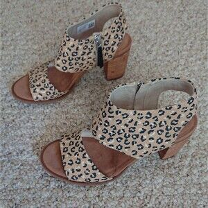 TOMS OrthoLite Majorca Cutout Sandals Natural Textured Cheetah size 7